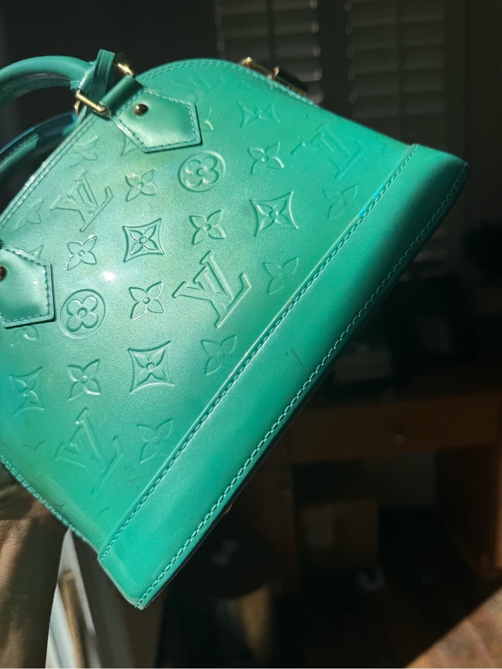Louis Vuitton Vernis Alma BB Crossbody Bag in Blue Lagoon - Picture 8 of 16